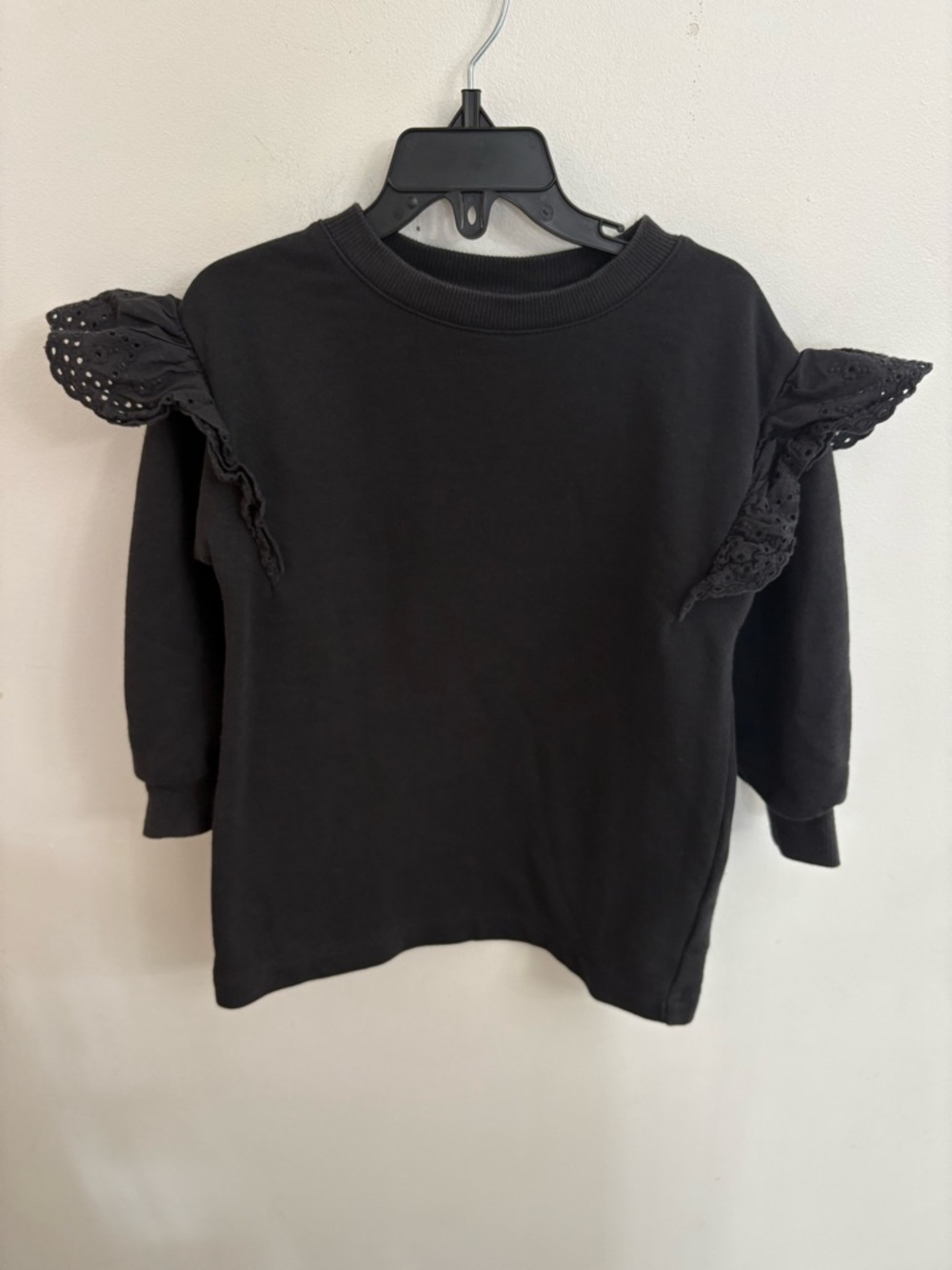 H&M Black Eyelet Ruffle Shoulder longsleeve dress 3-4 years